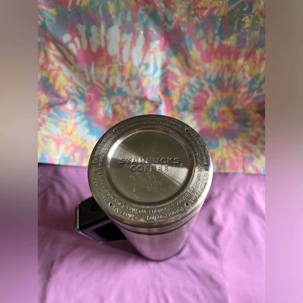 Starbucks - Picture 2 of 4